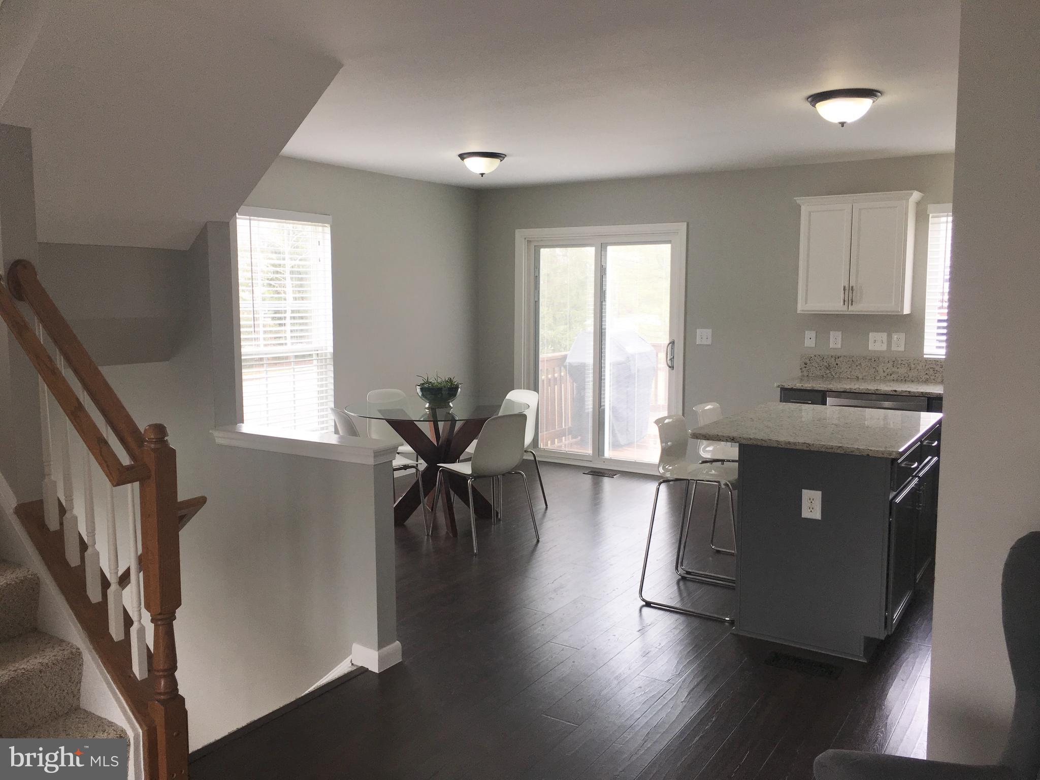 SOUTH RIVER COLONY - Residential