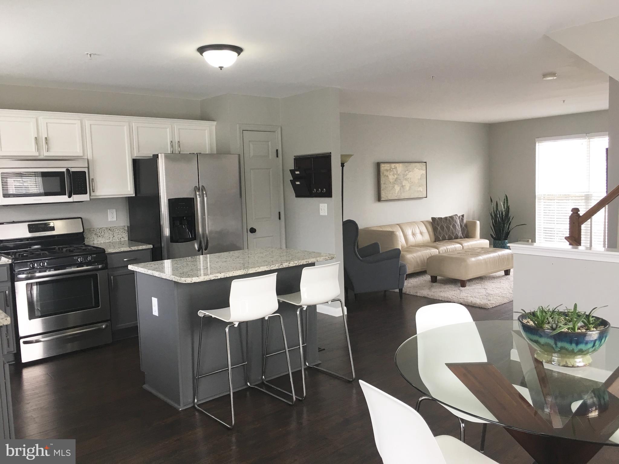 SOUTH RIVER COLONY - Residential