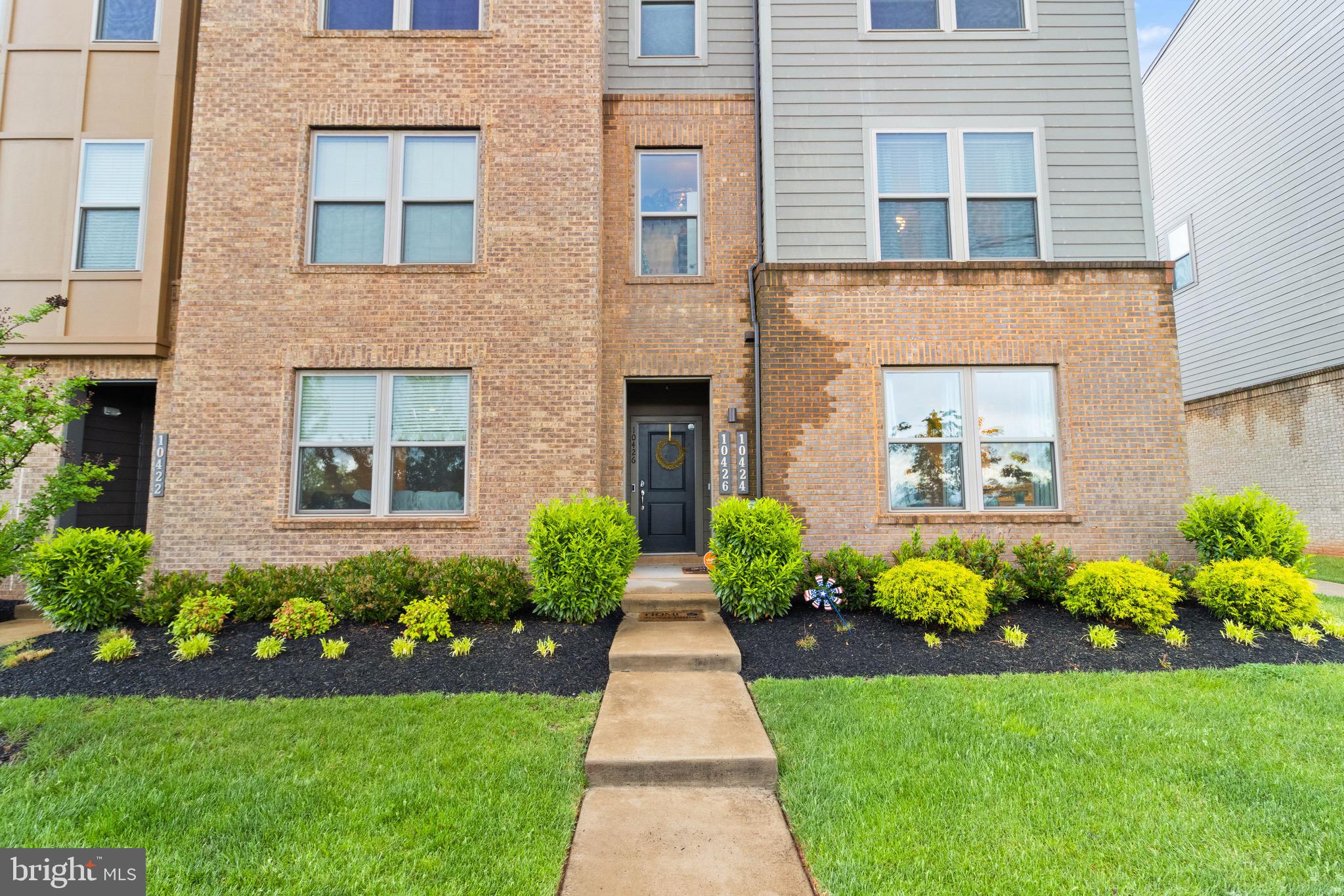 10424 RATCLIFFE TRAIL