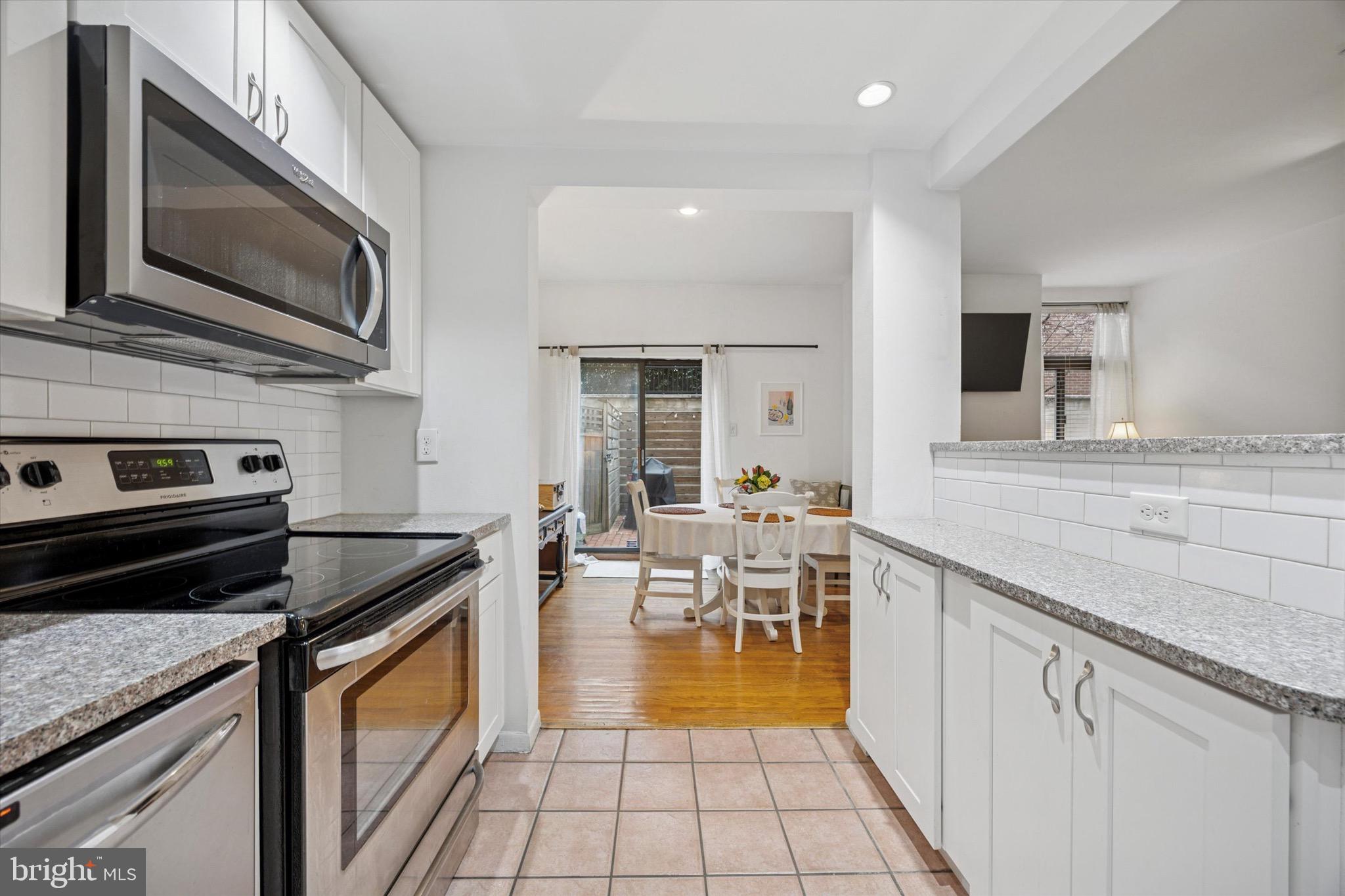 SOCIETY HILL - Residential