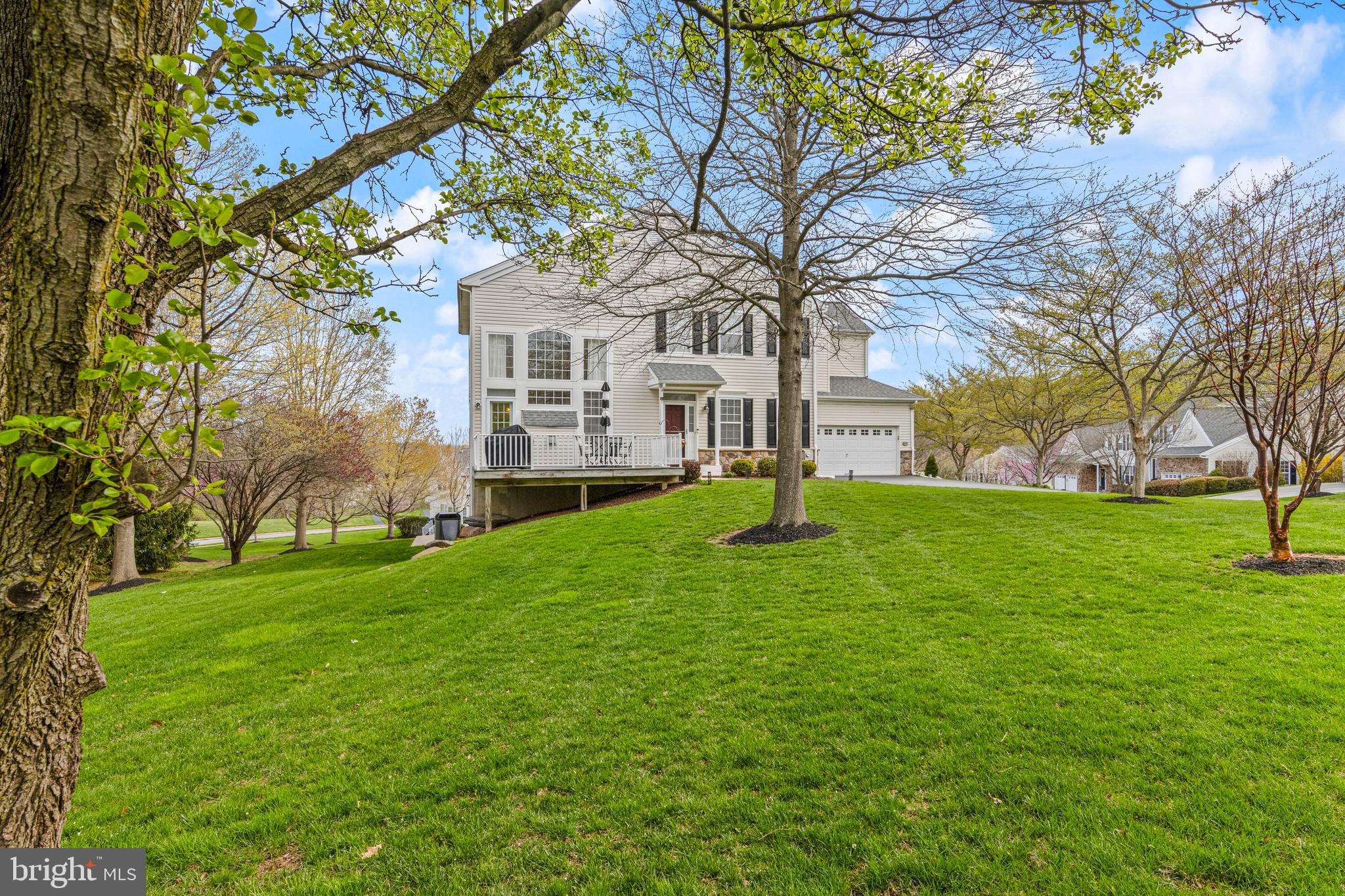 GREEN LANE VILLAGE - Residential