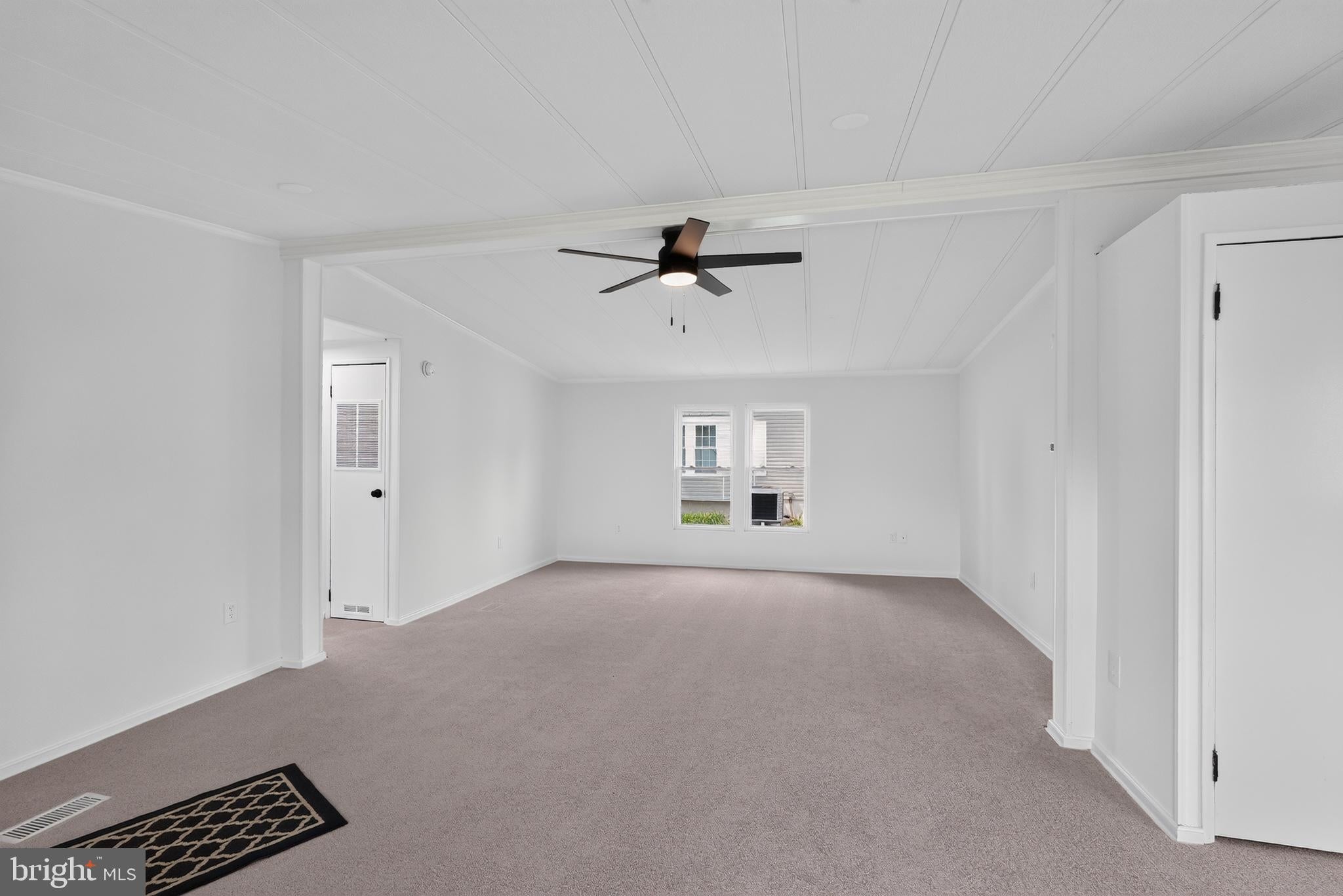 678 WALNUT COURT