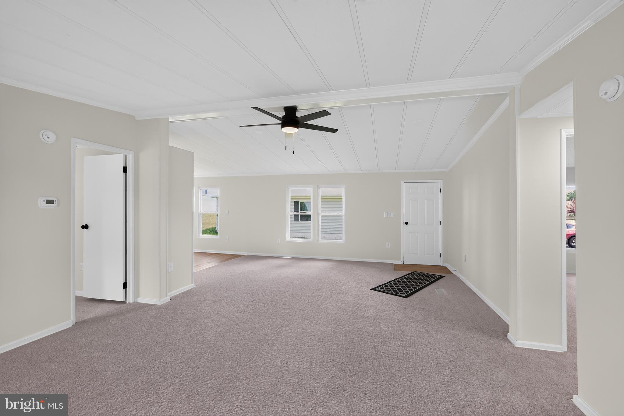 678 WALNUT COURT
