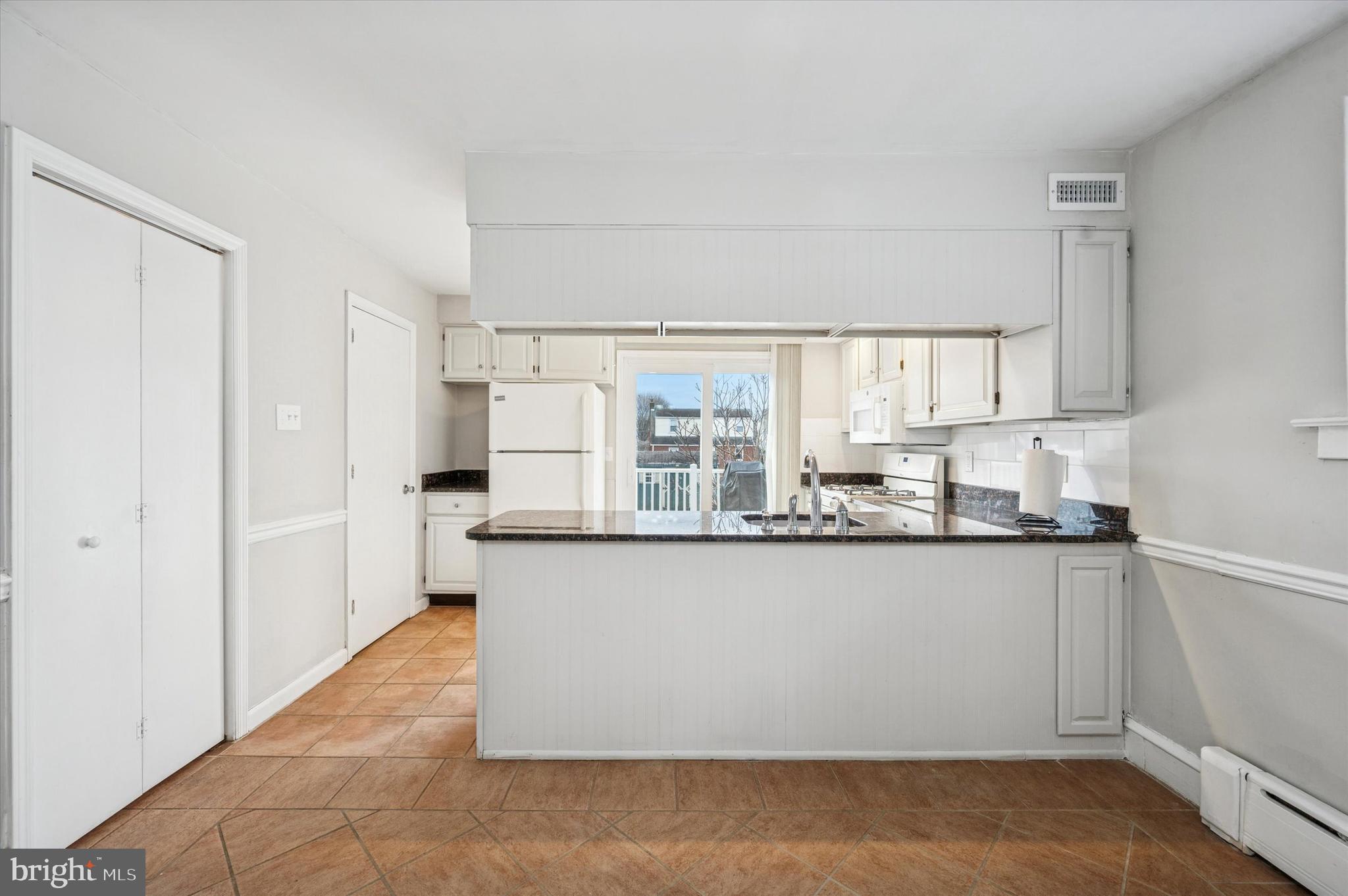 BROOKLINE - Residential