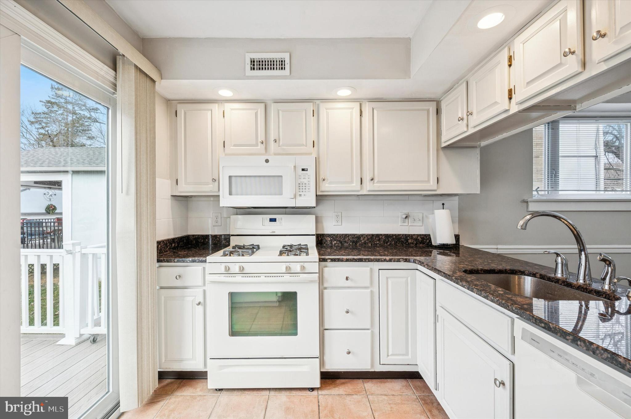 BROOKLINE - Residential