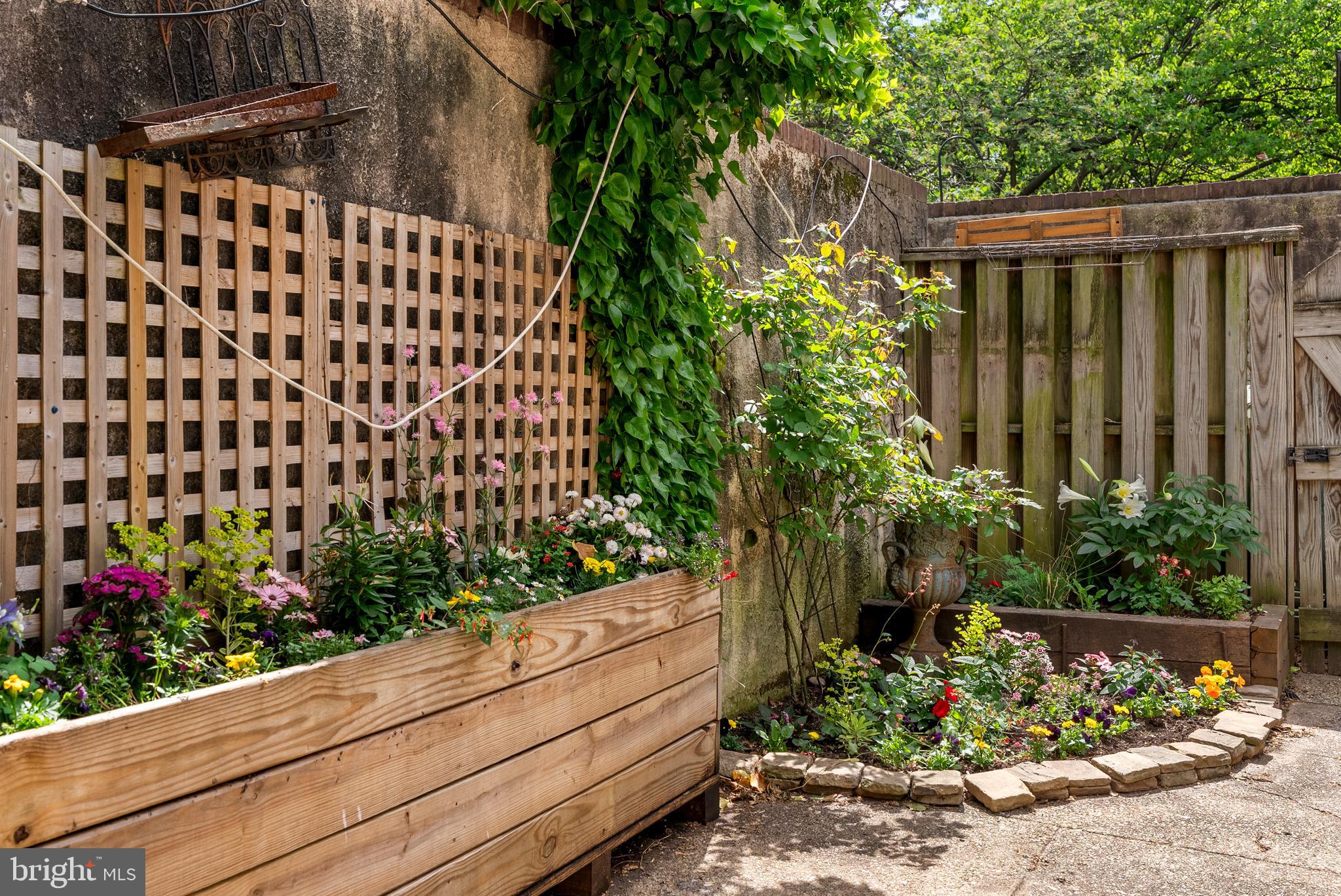 FEDERAL HILL HISTORIC DISTRICT - Residential