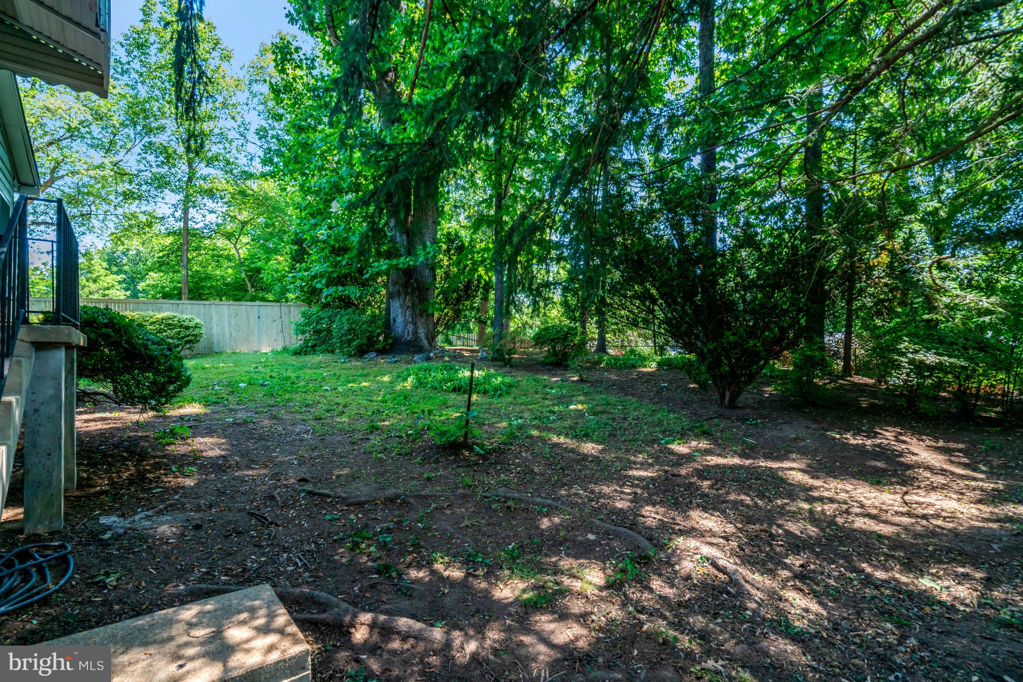 BROYHILL PARK - Residential