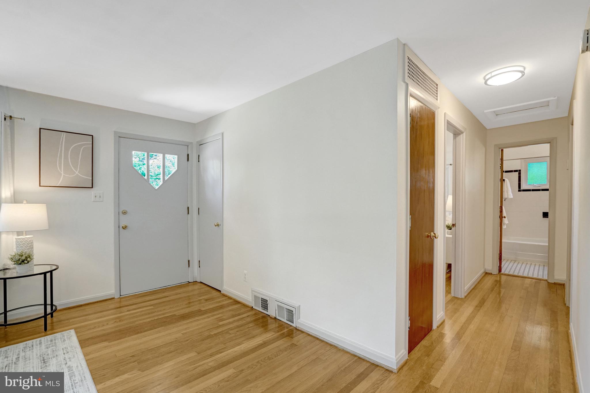 BROYHILL PARK - Residential