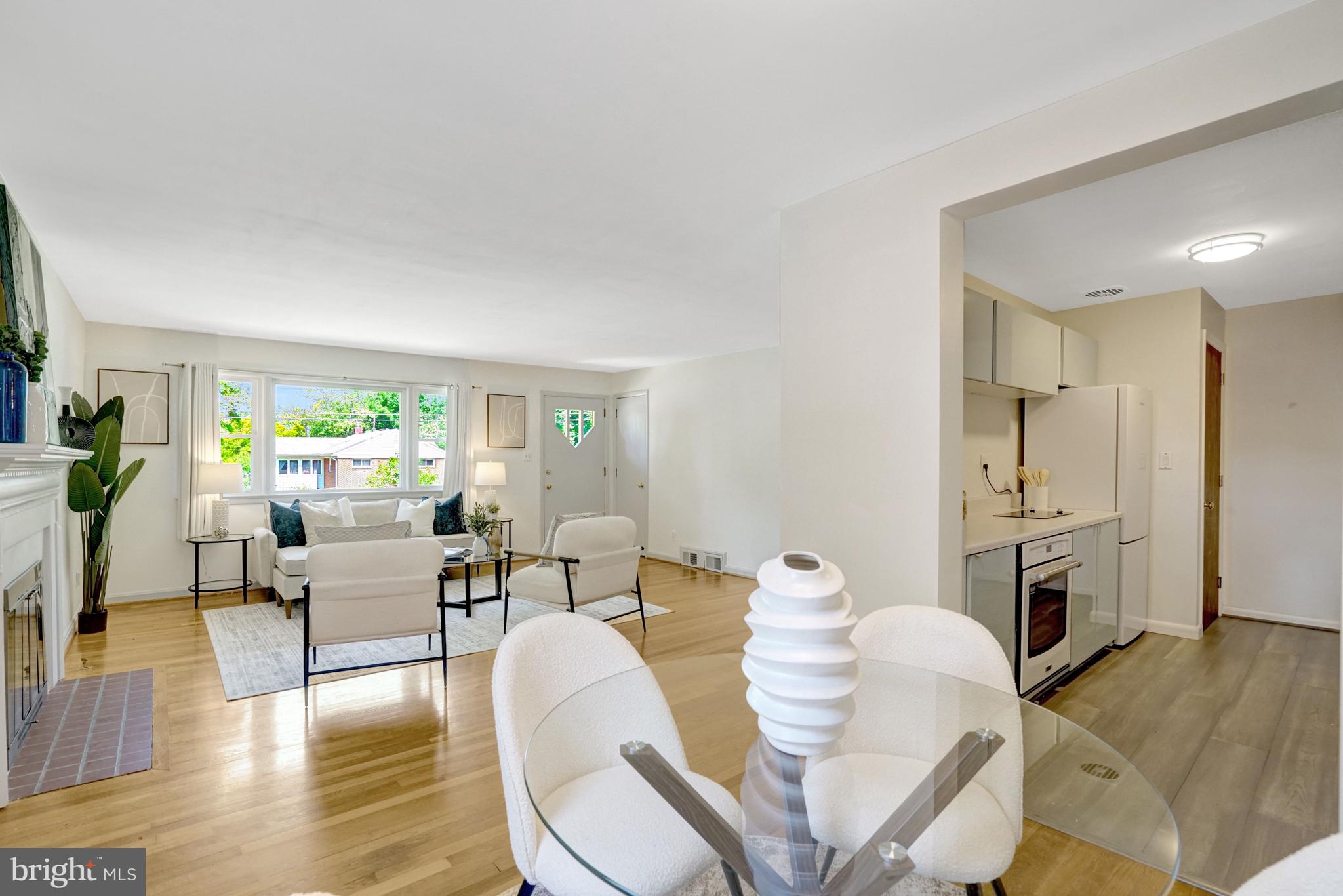BROYHILL PARK - Residential