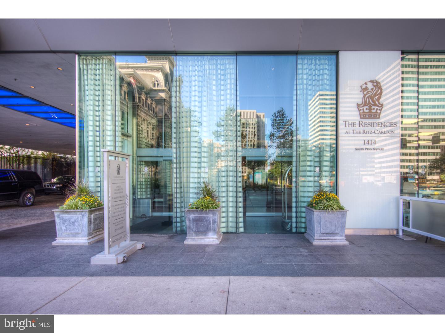 AVENUE OF THE ARTS - Residential