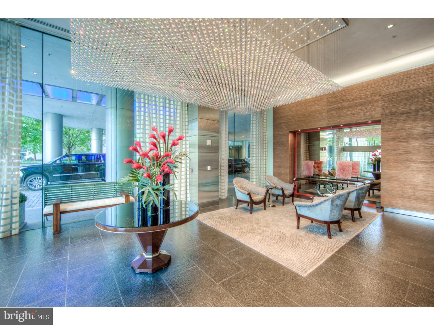 AVENUE OF THE ARTS - Residential