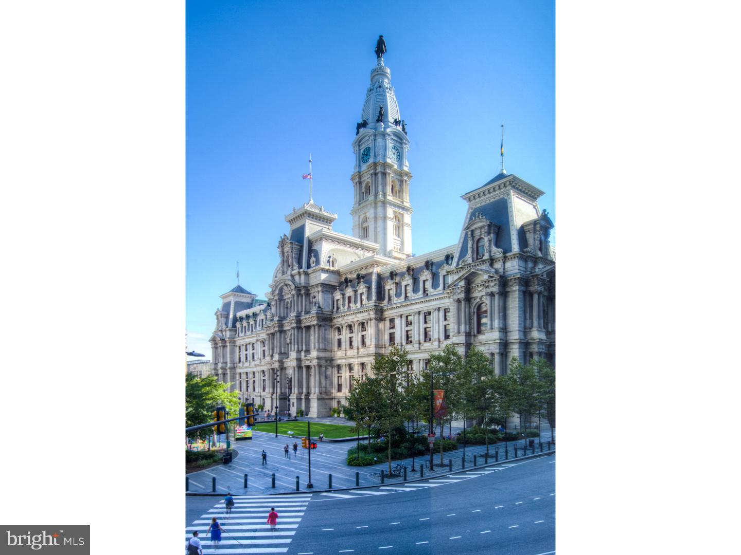 AVENUE OF THE ARTS - Residential