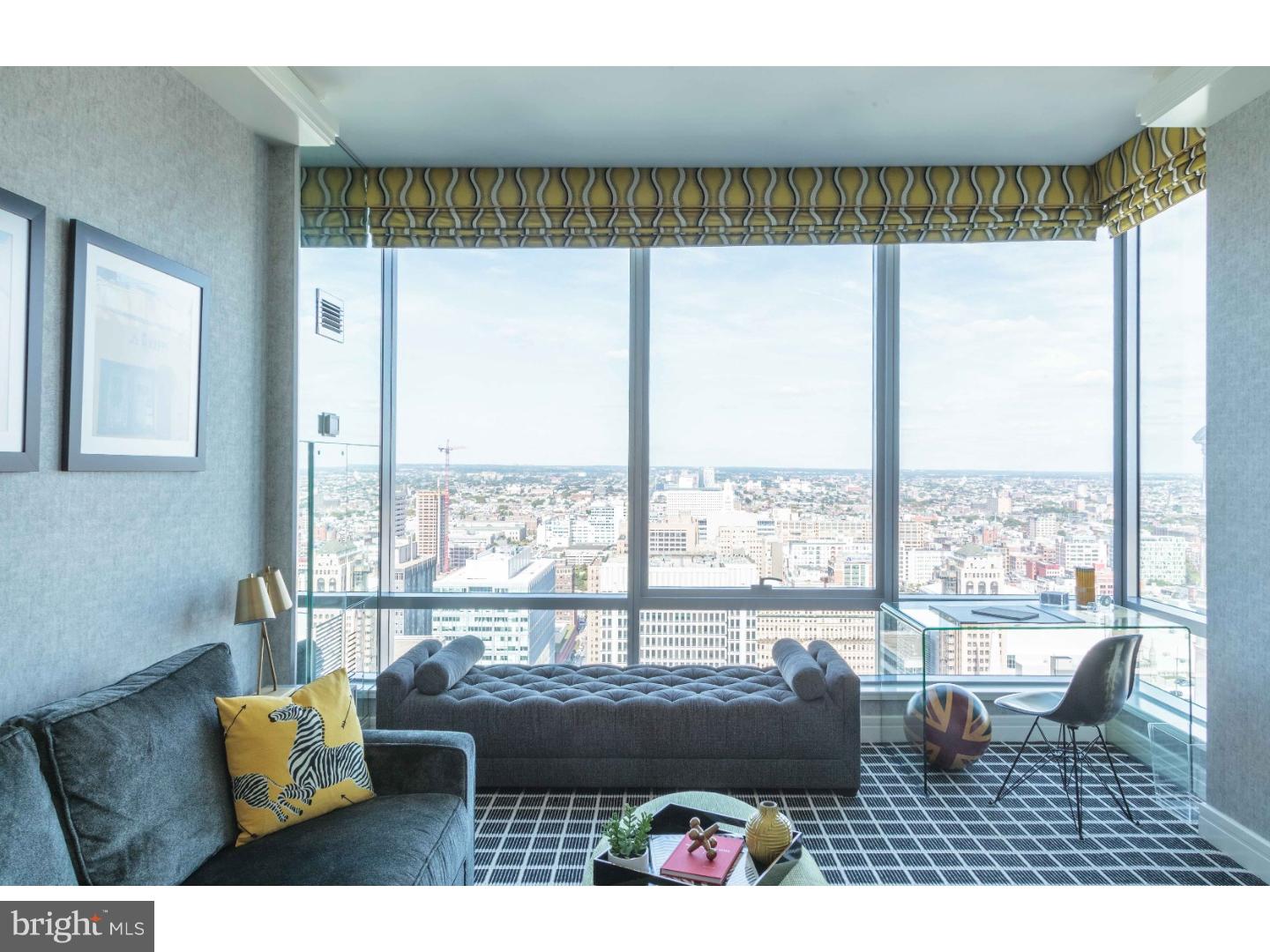 AVENUE OF THE ARTS - Residential