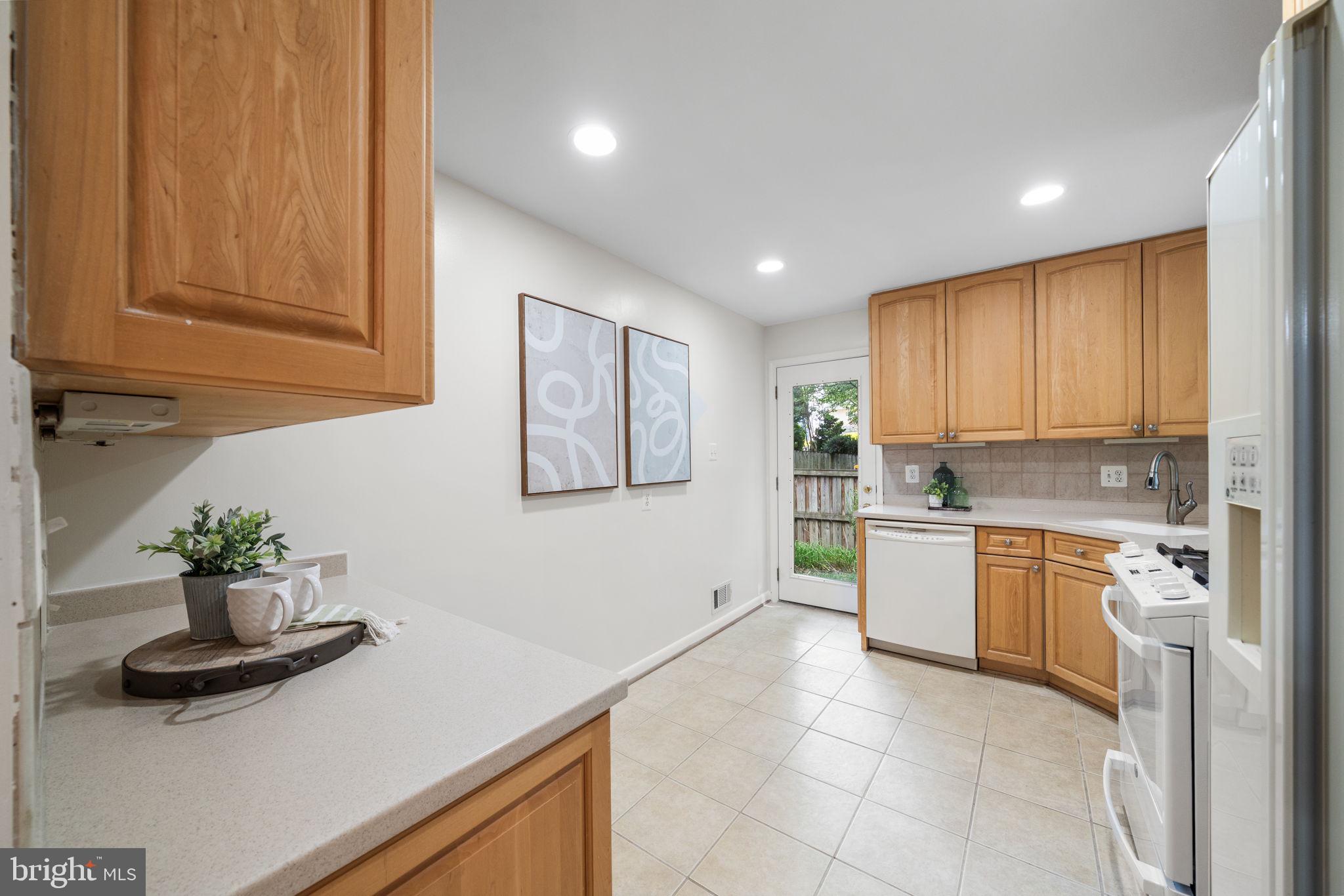 ROLLING VALLEY WEST - Residential