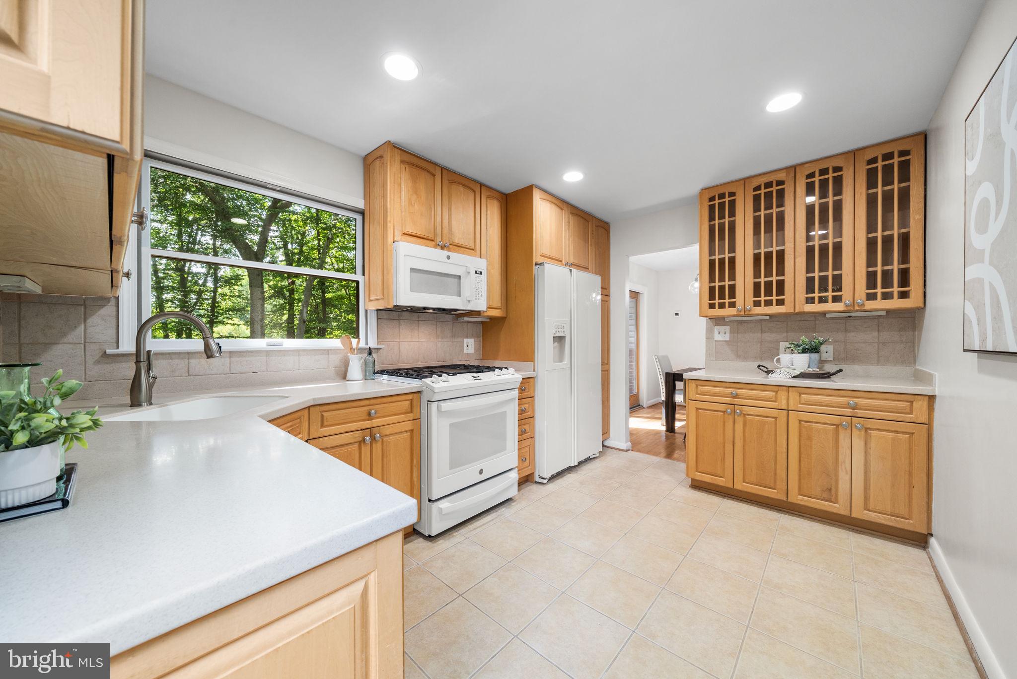 ROLLING VALLEY WEST - Residential