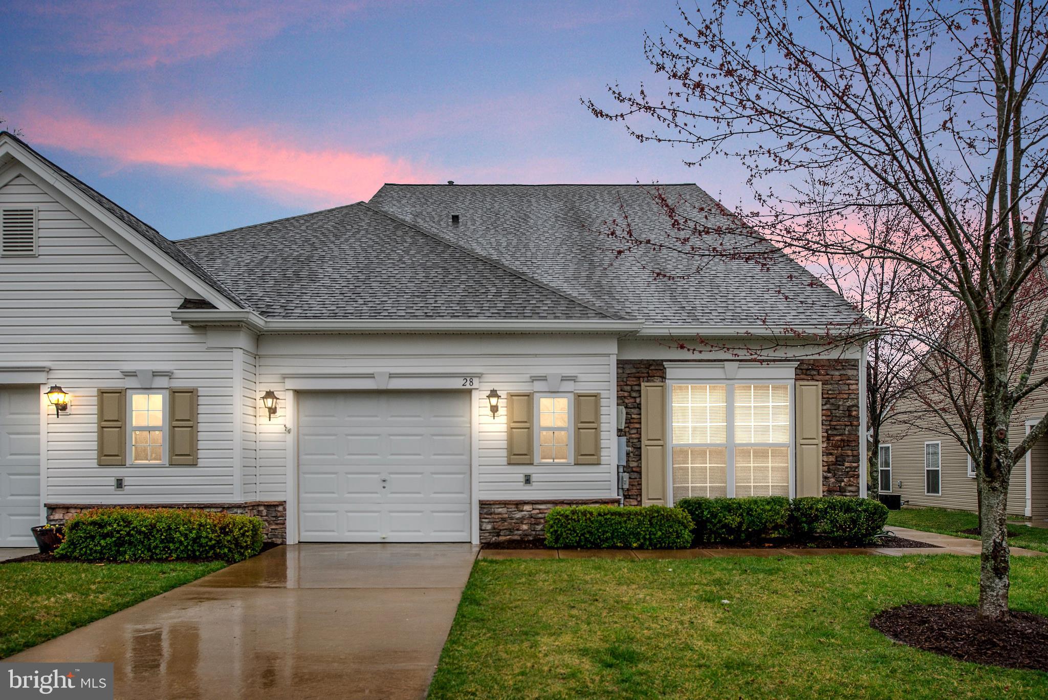 THE VILLAS AT FALLS RUN - Residential