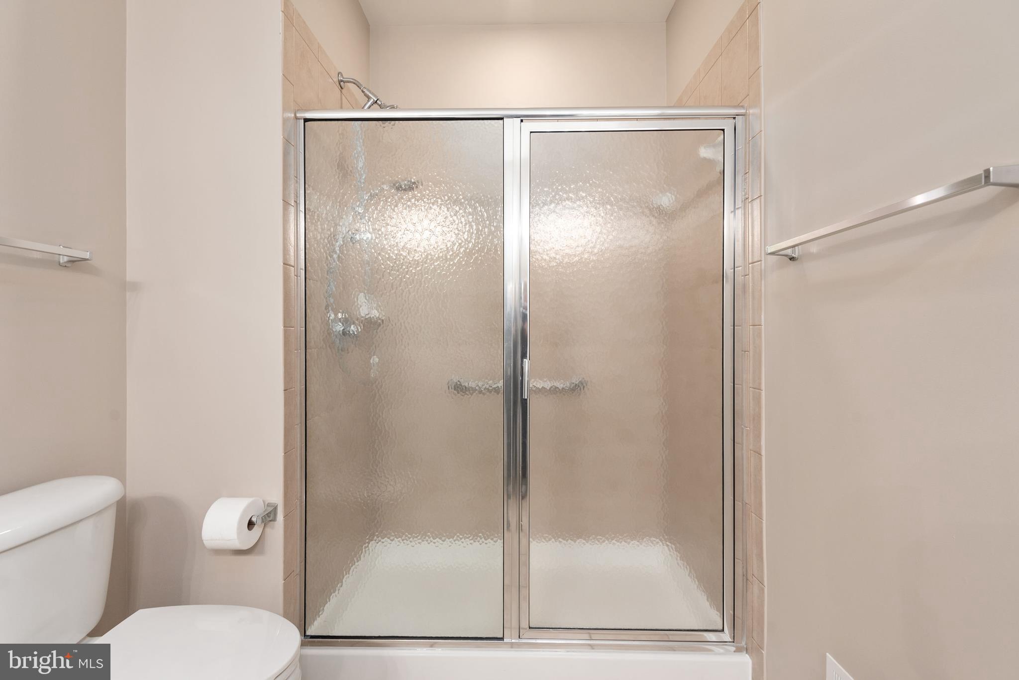 THE VILLAS AT FALLS RUN - Residential