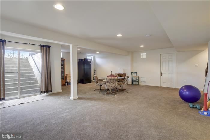 MADISON GROVE - Residential