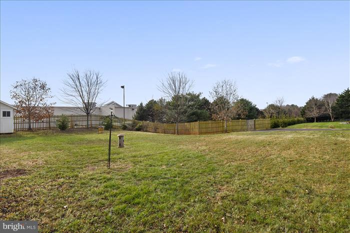 MADISON GROVE - Residential