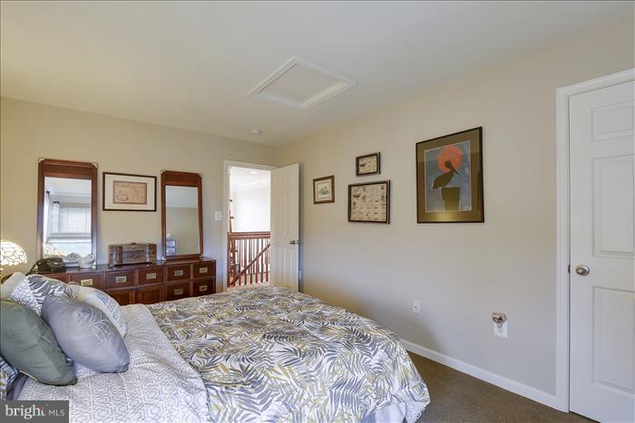 MADISON GROVE - Residential