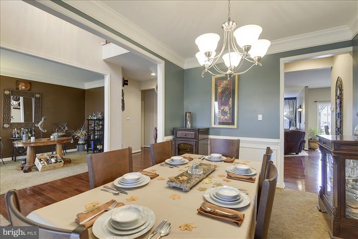 MADISON GROVE - Residential