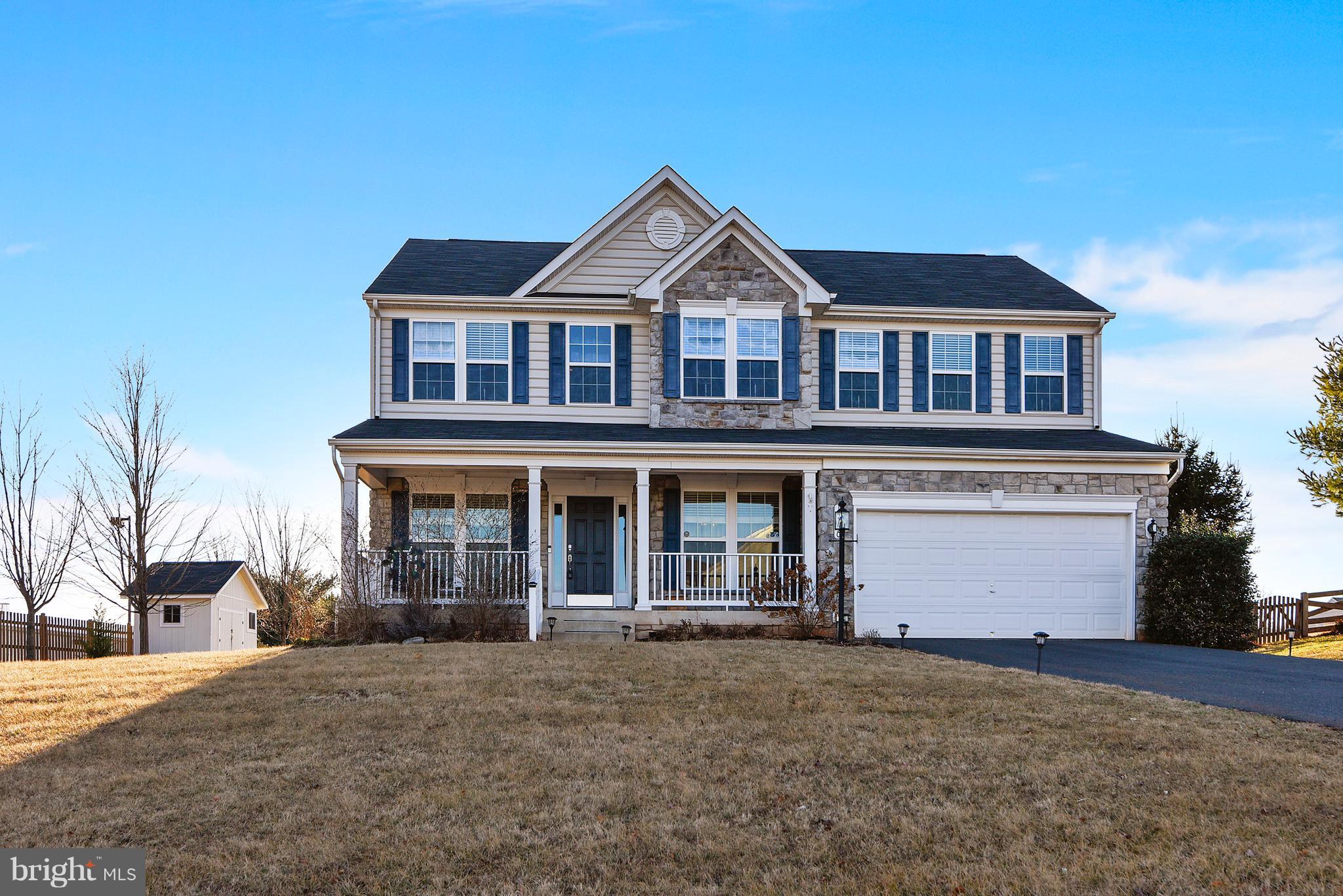 MADISON GROVE - Residential