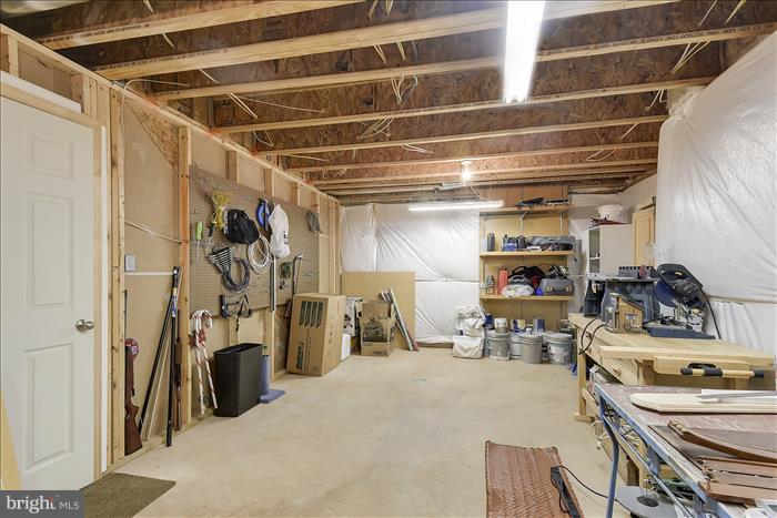 MADISON GROVE - Residential