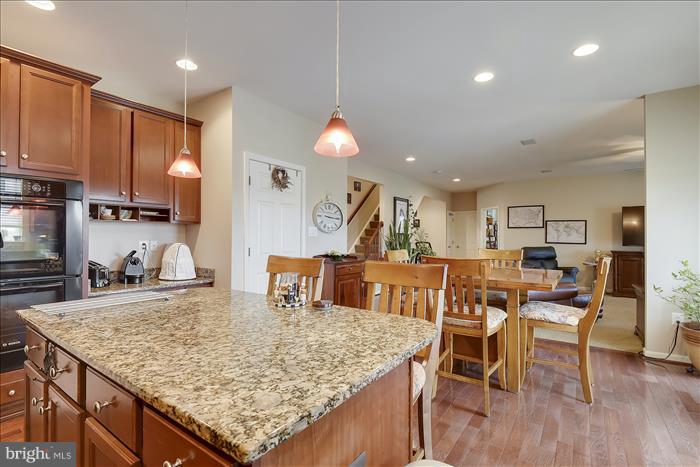 MADISON GROVE - Residential