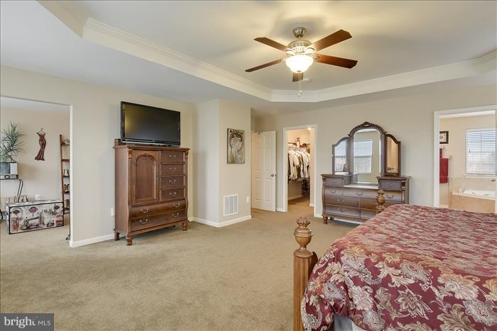 MADISON GROVE - Residential