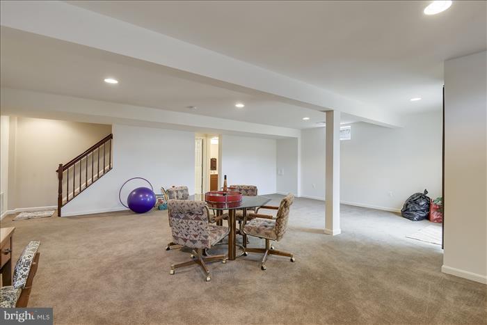 MADISON GROVE - Residential