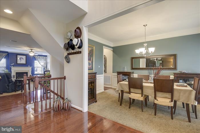 MADISON GROVE - Residential