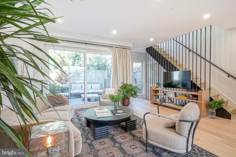 1102 E COLUMBIA LOT 1C PHILADELPHIA PA 19125