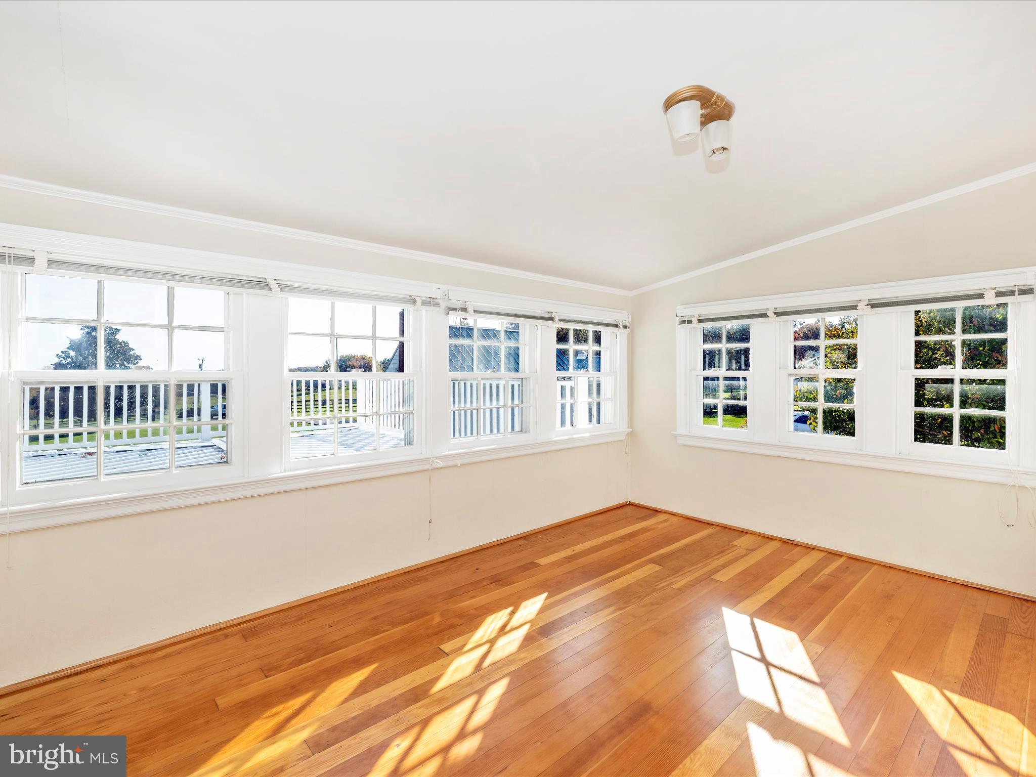 BARNESVILLE OUTSIDE - Residential