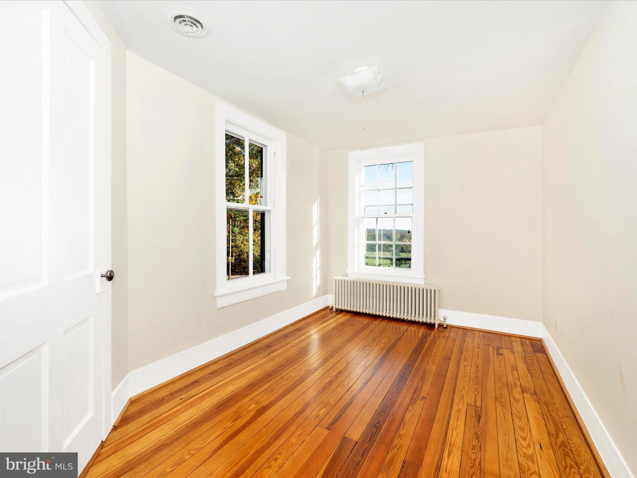 BARNESVILLE OUTSIDE - Residential