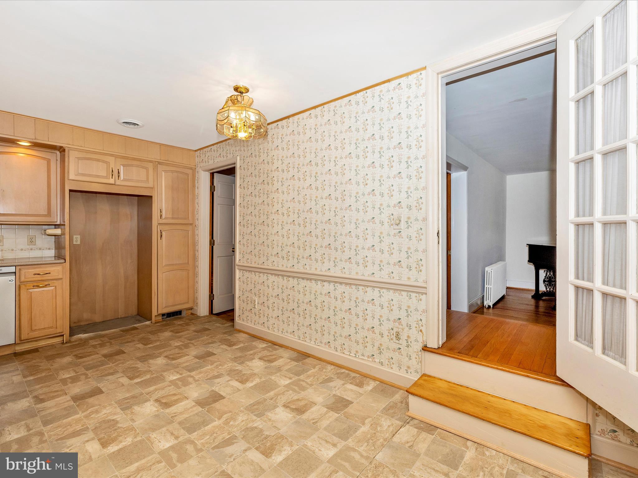 BARNESVILLE OUTSIDE - Residential