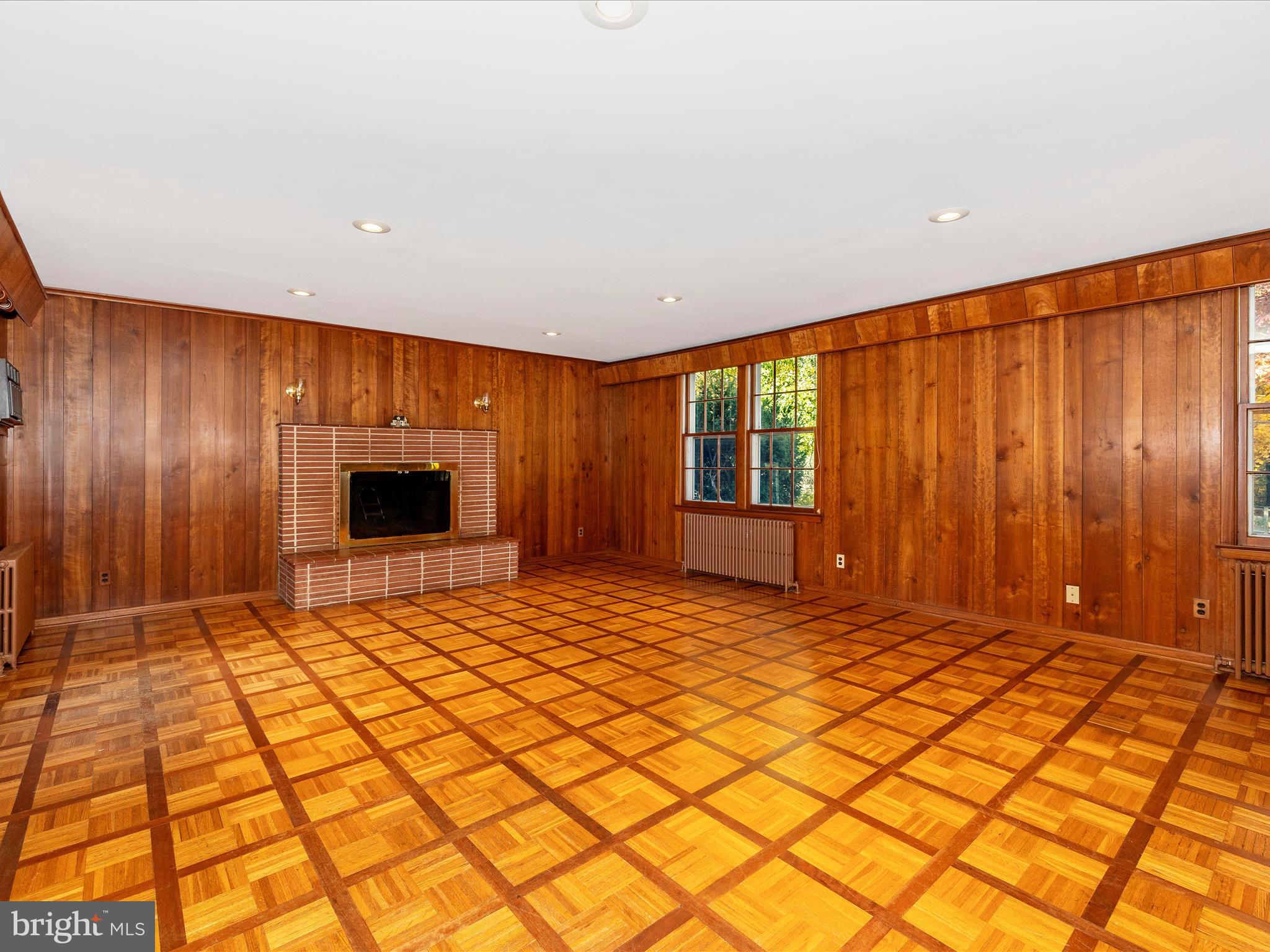 BARNESVILLE OUTSIDE - Residential