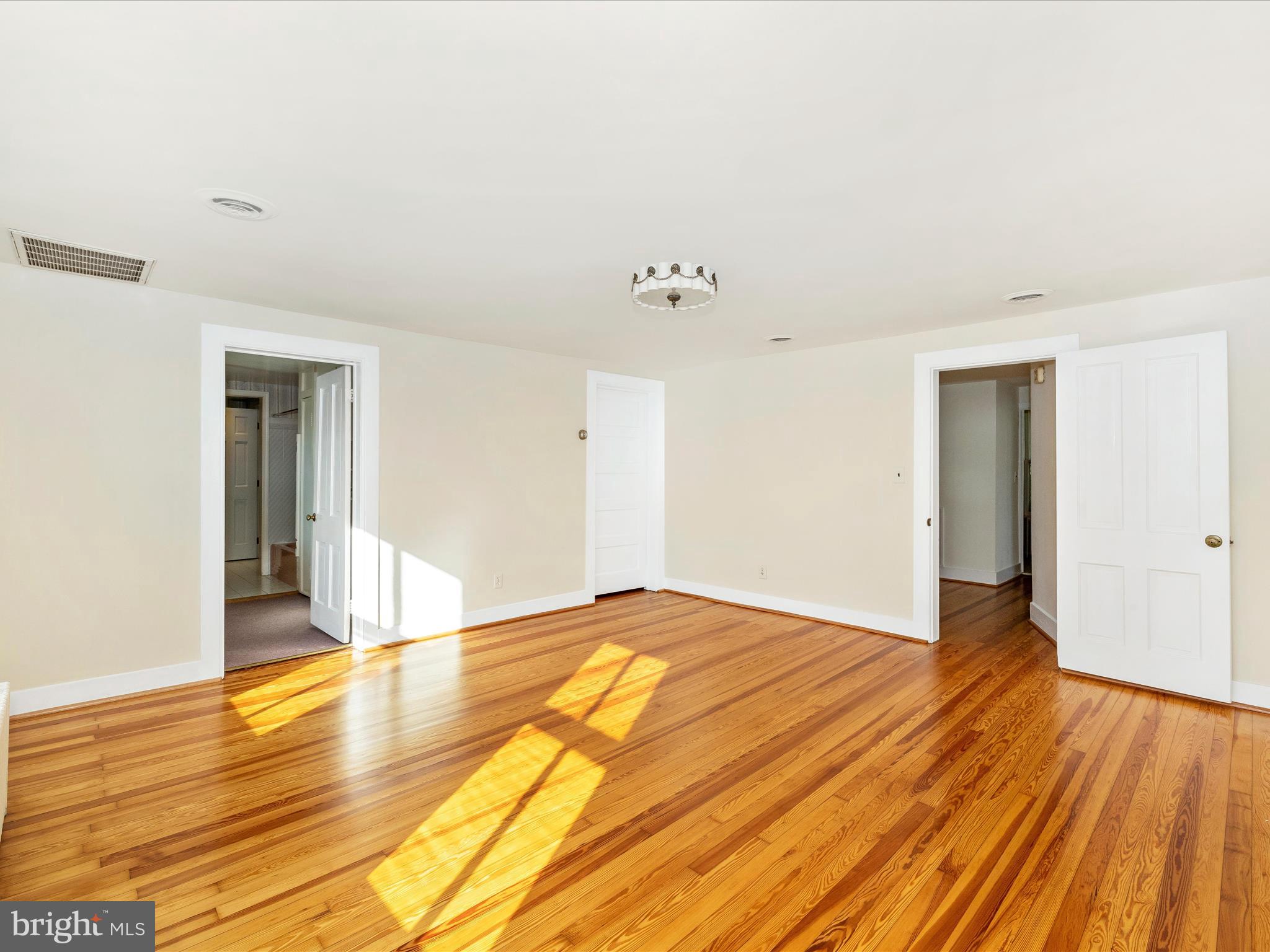 BARNESVILLE OUTSIDE - Residential