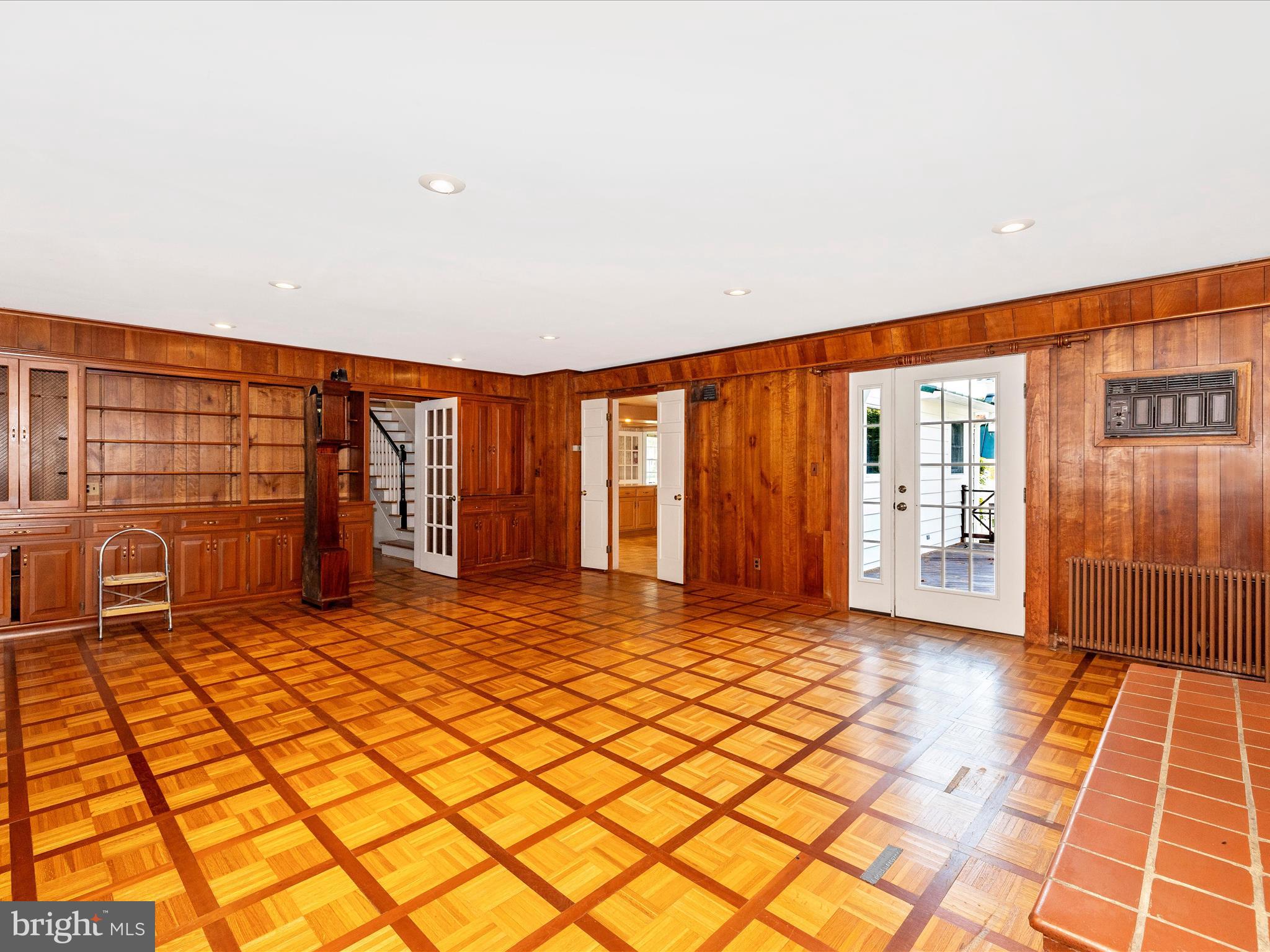 BARNESVILLE OUTSIDE - Residential