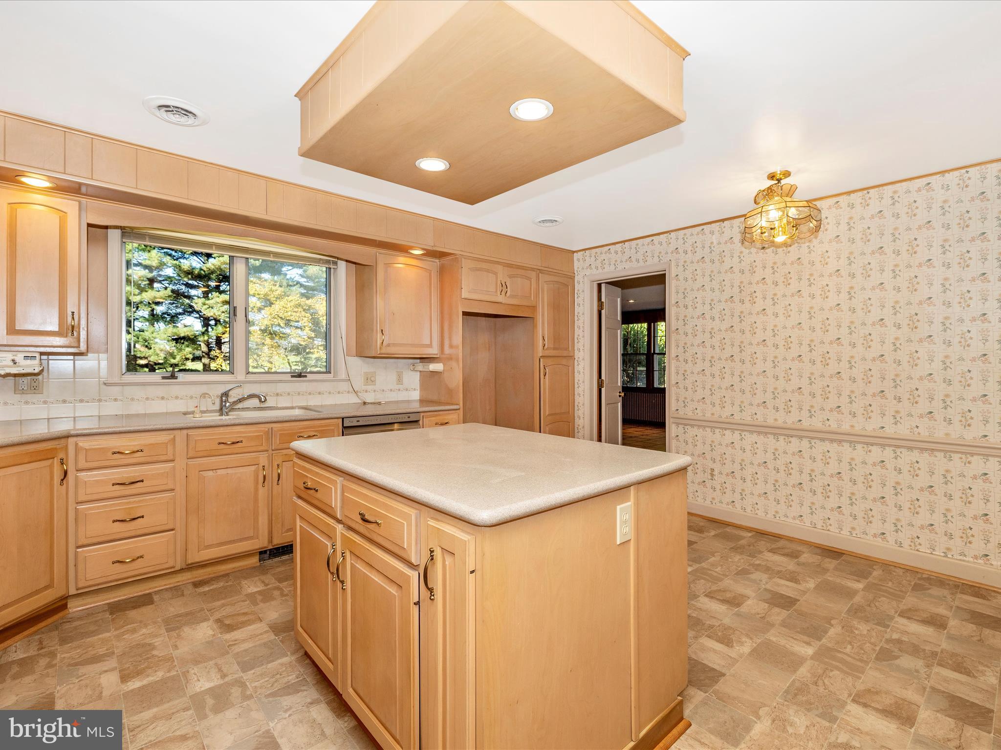 BARNESVILLE OUTSIDE - Residential