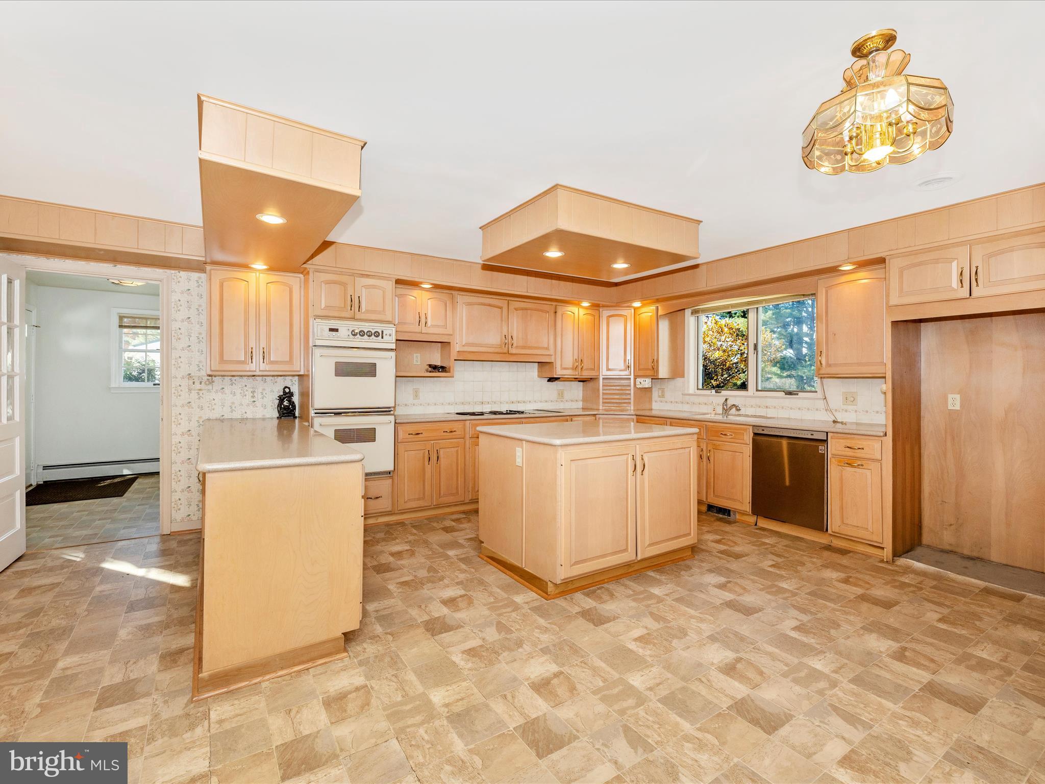 BARNESVILLE OUTSIDE - Residential