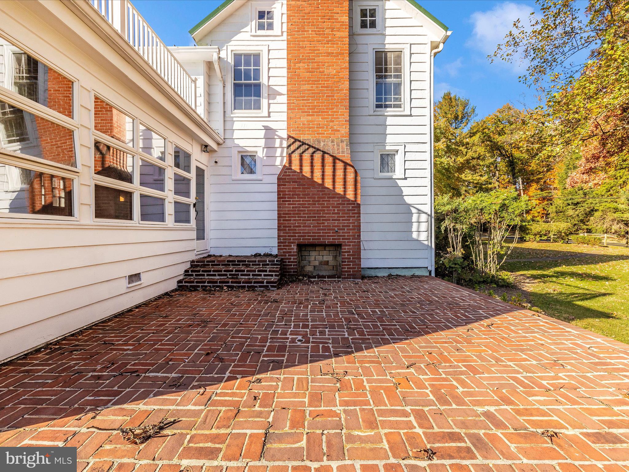 BARNESVILLE OUTSIDE - Residential