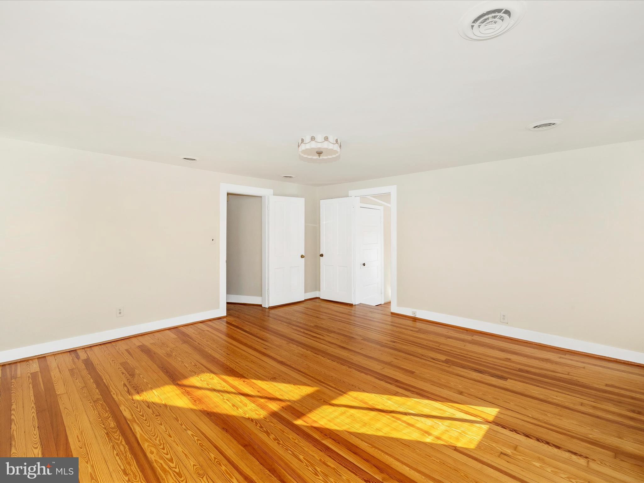 BARNESVILLE OUTSIDE - Residential