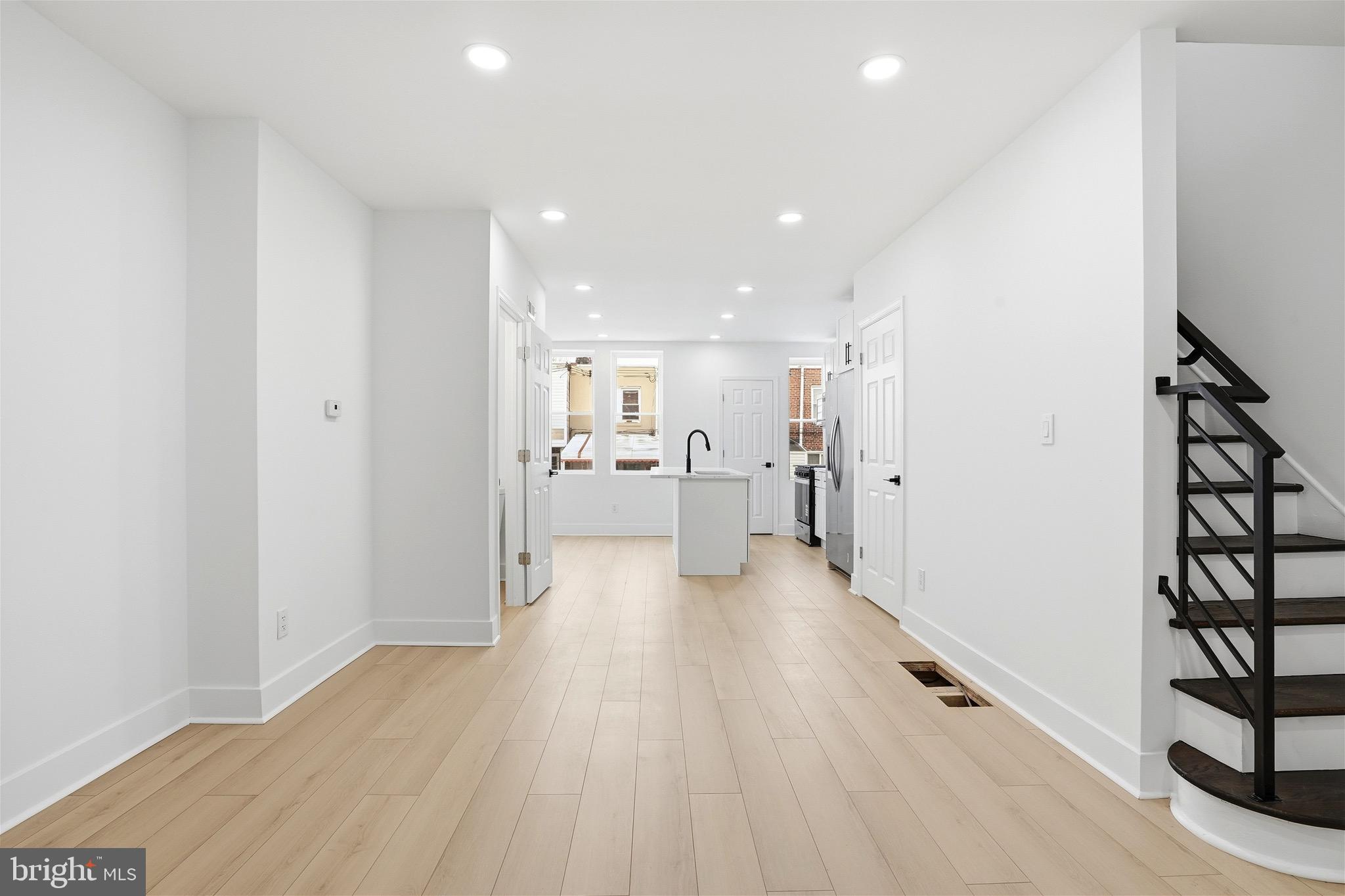 WEST OAK LANE - Residential