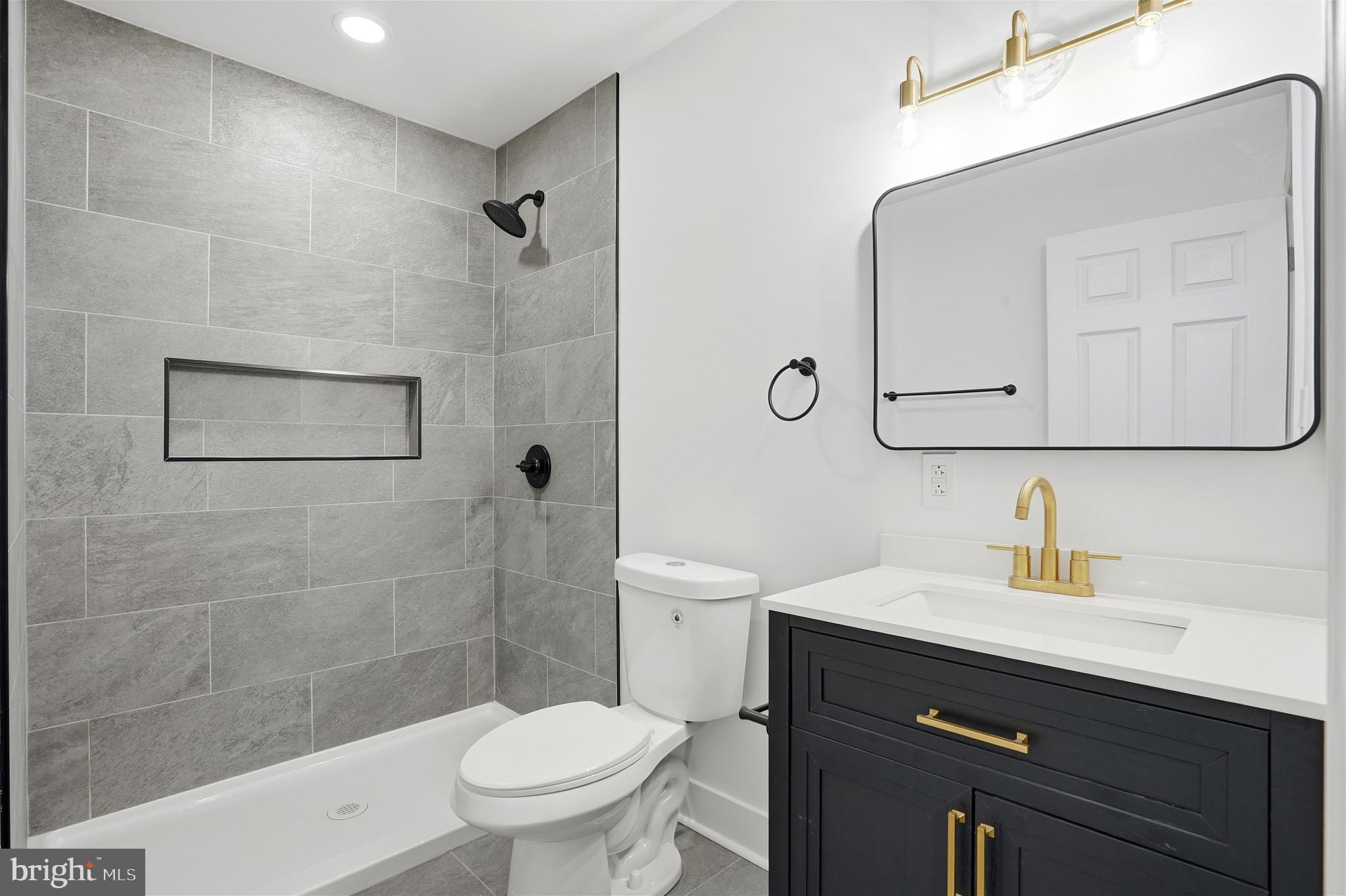 WEST OAK LANE - Residential