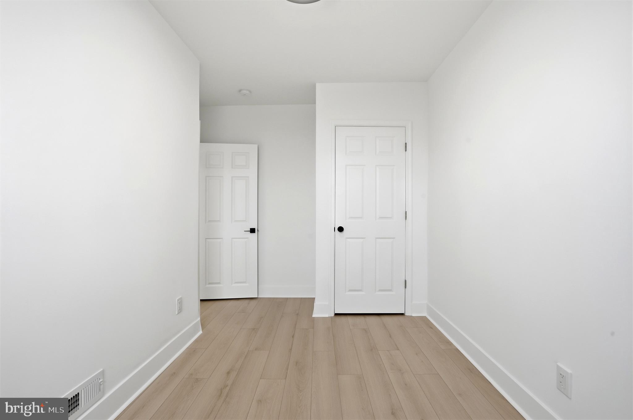 WEST OAK LANE - Residential