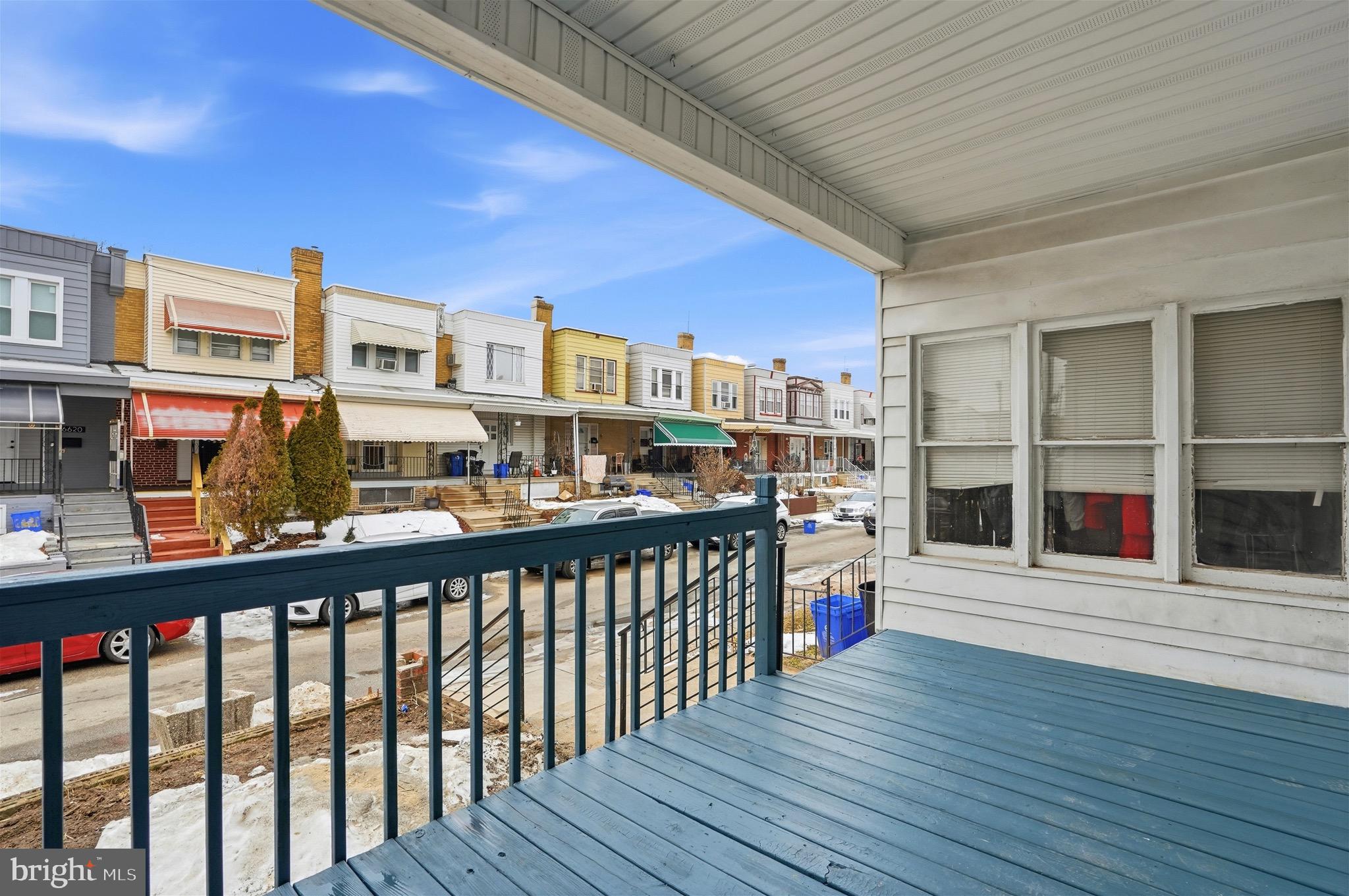 WEST OAK LANE - Residential