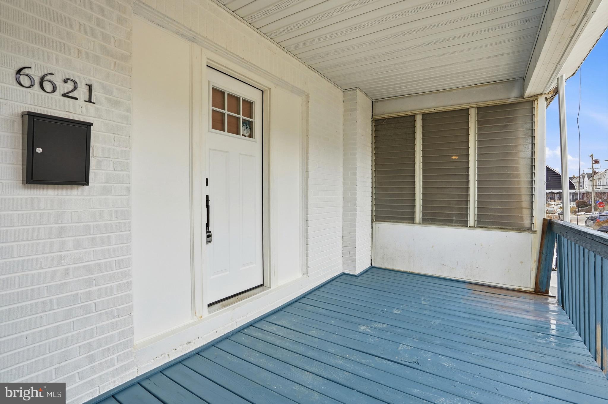 WEST OAK LANE - Residential