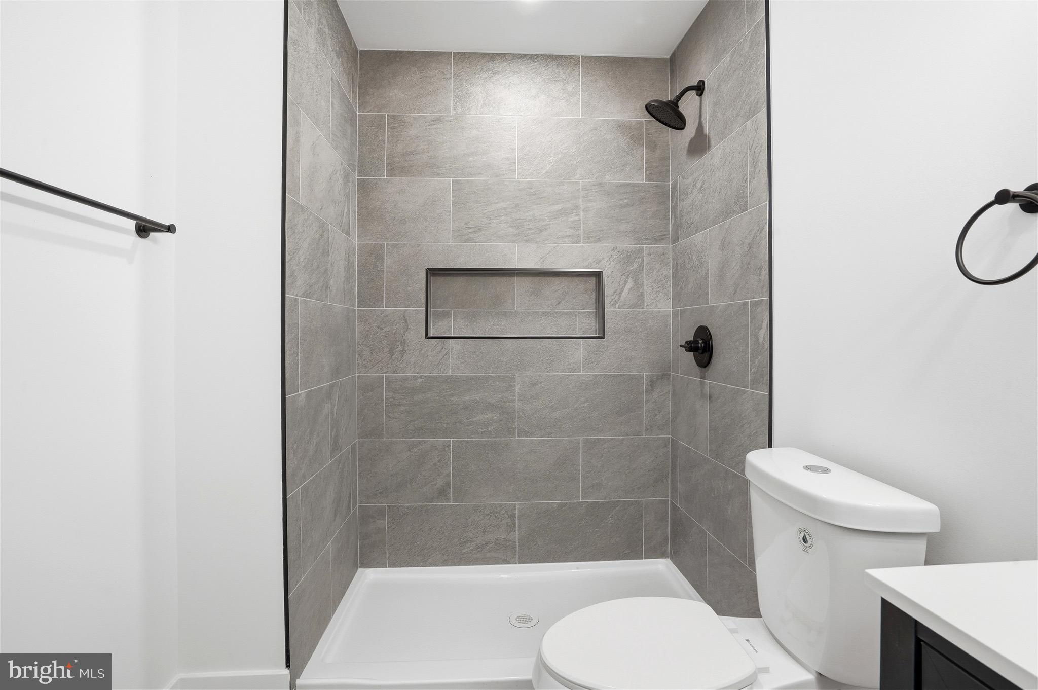 WEST OAK LANE - Residential