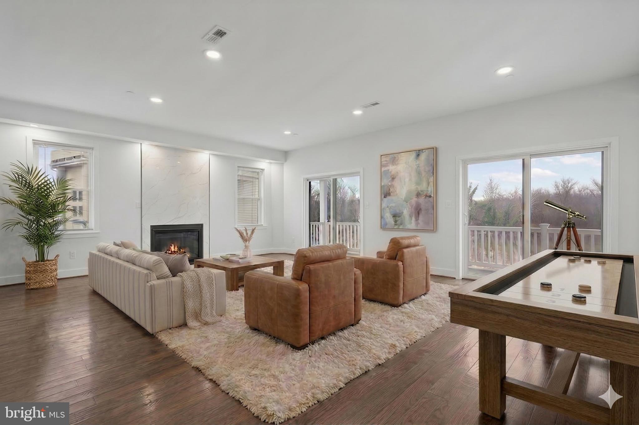 BIRD RIVER GROVE - Residential