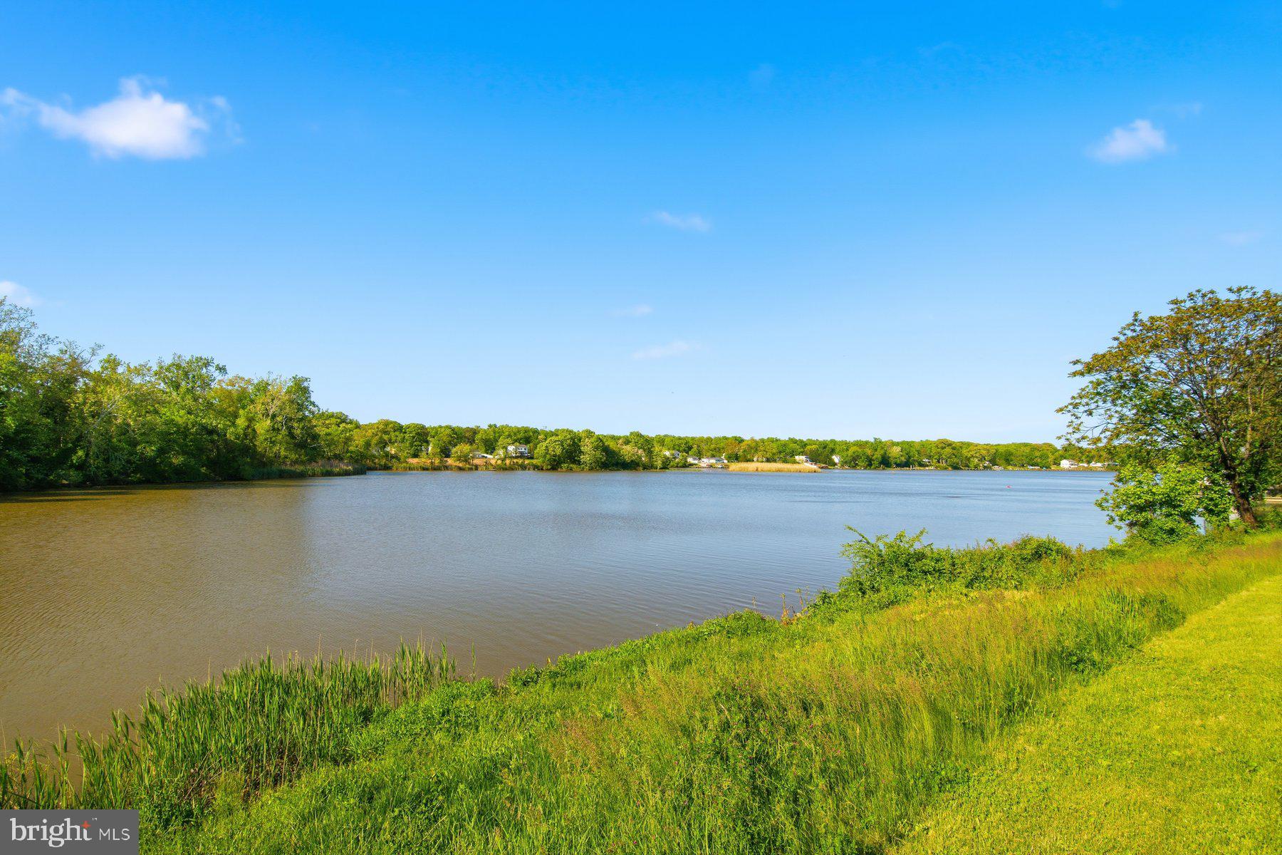 BIRD RIVER GROVE - Residential